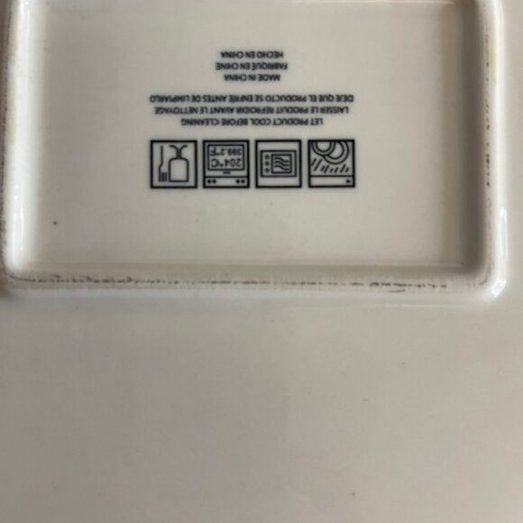 Baum Ceramic Casserole Dish, Black Floral Design, 10x12x3, Oven-to-Table Safe - Picture 6 of 9